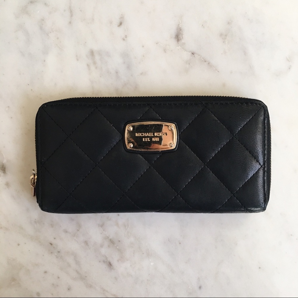Black Michael Kors Quilted Wallet